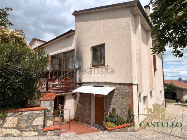 Casa in vendita a Poggetto, Gioiella