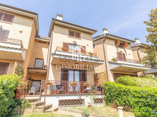 Casa in vendita a Roma Capitale, Lazio