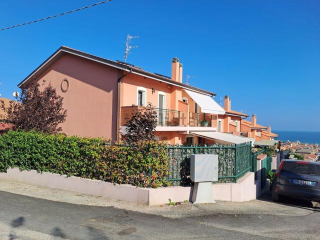 Casa in vendita a Silvi, Abruzzo