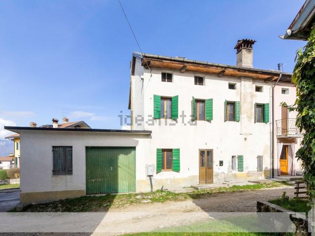 Casa in vendita a Borgo Valbelluna, Conzago