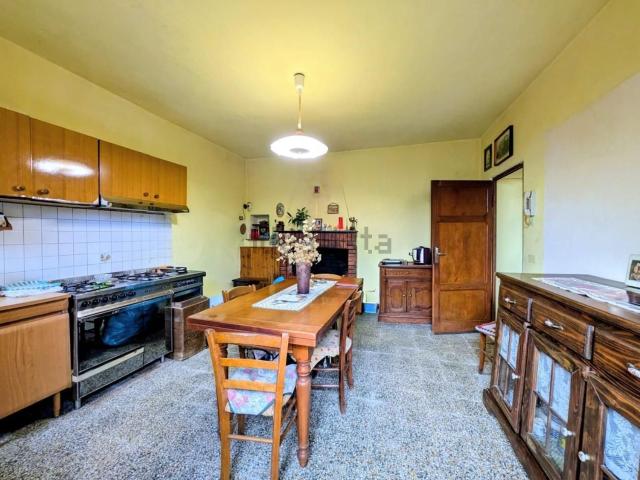 Casa in vendita a Unione Comuni Garfagnana, Molazzana