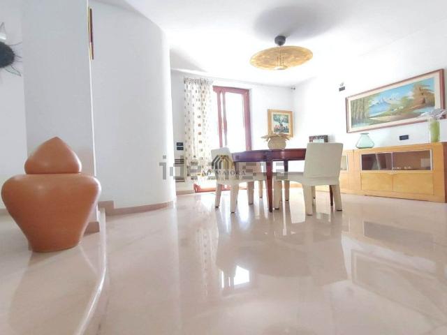 Casa in vendita a Puglia, Bari