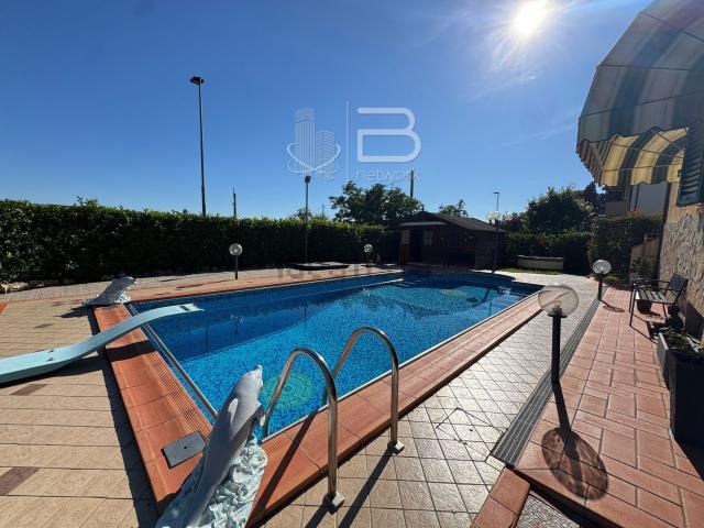 Casa in vendita a Montevettolini, Pistoia