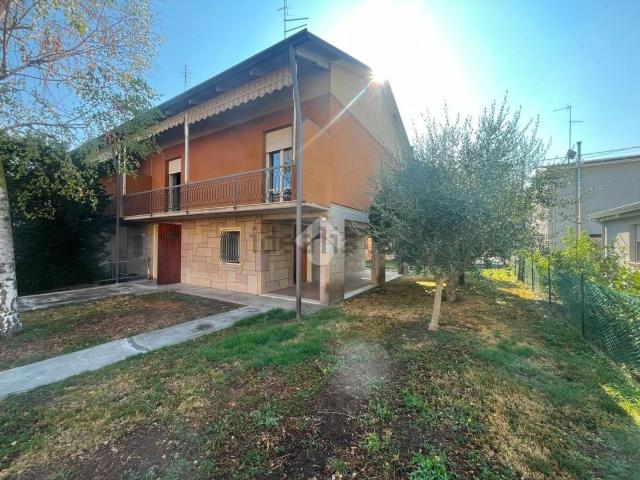 Casa in vendita a Castelnovo di Sotto