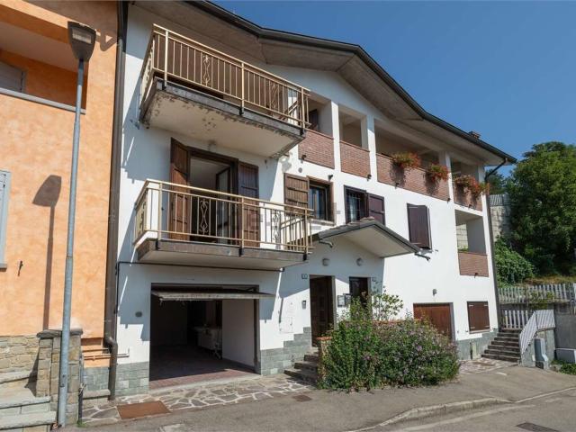 Casa in vendita a Appennino Reggiano, Re