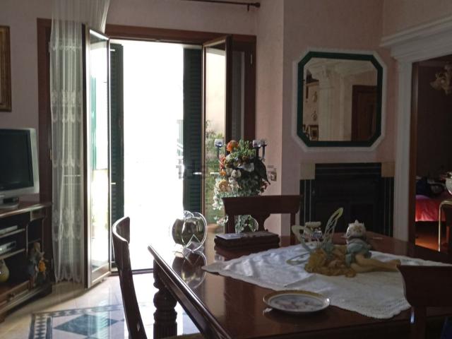 Casa in vendita a Sutri, Lazio