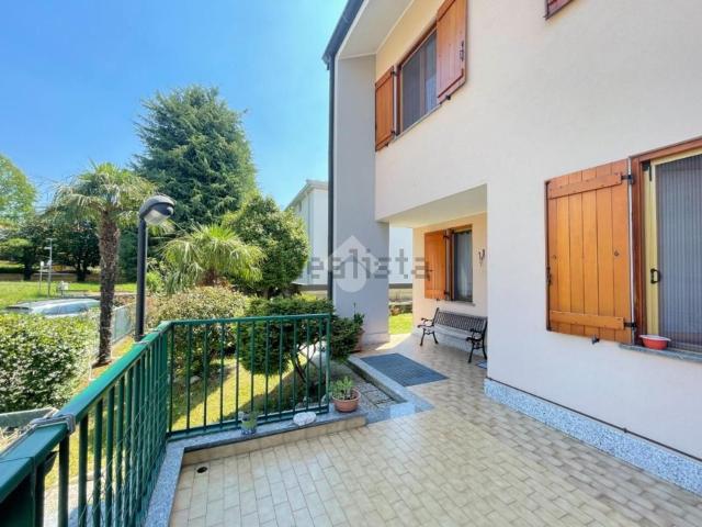 Casa in vendita a Cassina Ferrara, Saronno