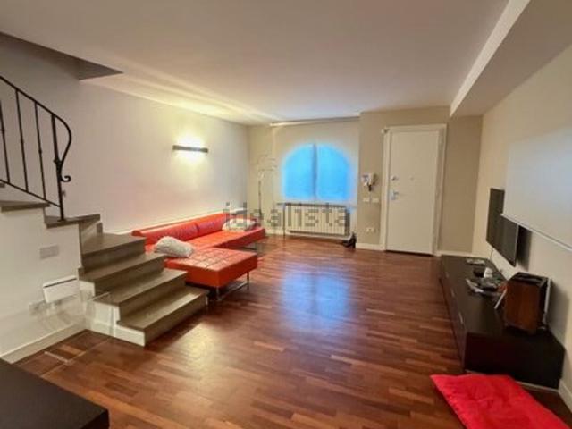Casa in vendita a Agliana, Pistoia