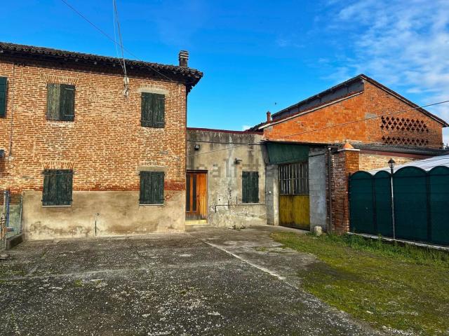 Casa in vendita a Anguillara Veneta, Veneto