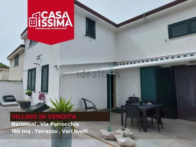 Casa in vendita a Baronissi, Salerno