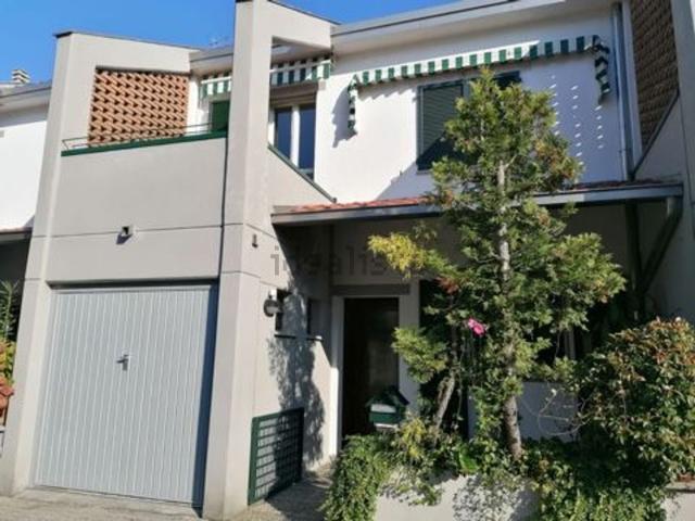 Casa in vendita a Le Villette, Crema