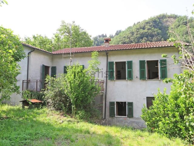 Casa in vendita a Unione di comuni Montana Lunigiana, Fivizzano