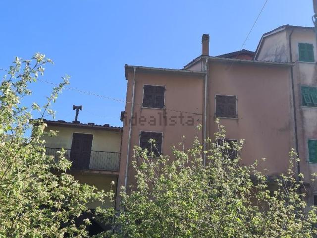 Casa in vendita a Riccò Del Golfo, Liguria