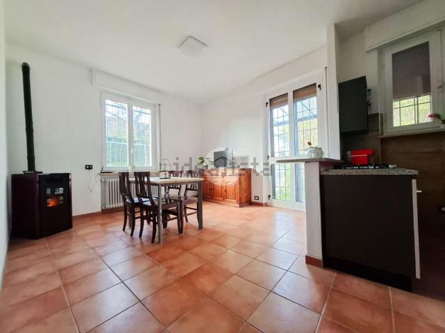 Casa in vendita a Montebello Della Battaglia, Lombardia