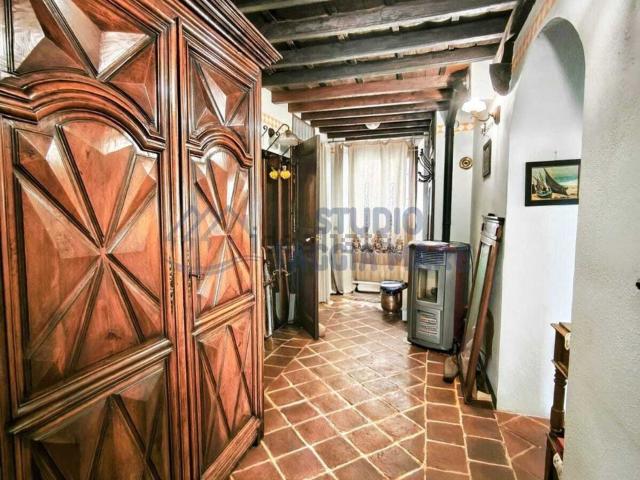 Casa in vendita a Montalto Ligure, Liguria