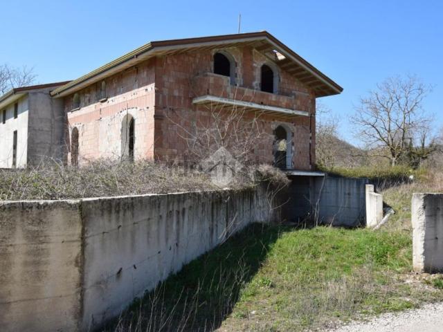 Casa in vendita a Durazzano, Campania