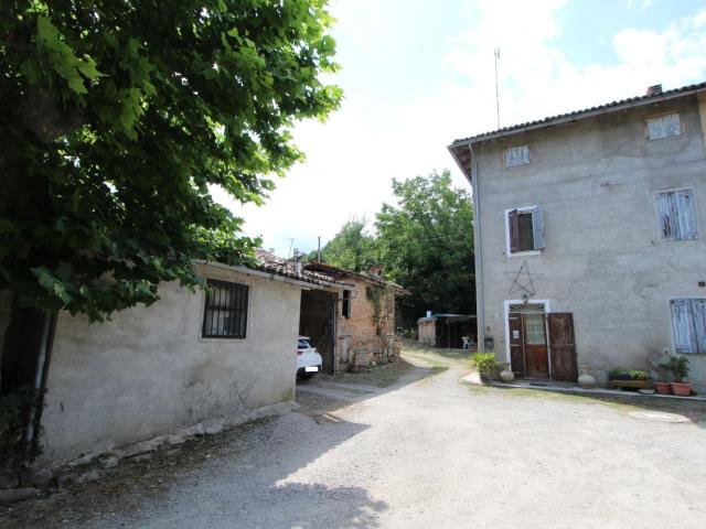 Casa in vendita a Unione dei comuni Valli del Reno, Lavino e Samoggia, Reggio Emilia