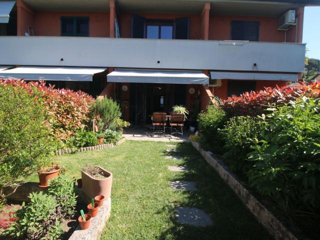 Casa in vendita a San Fermo Della Battaglia, Lombardia