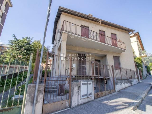 Casa in vendita a Belledo, Lecco