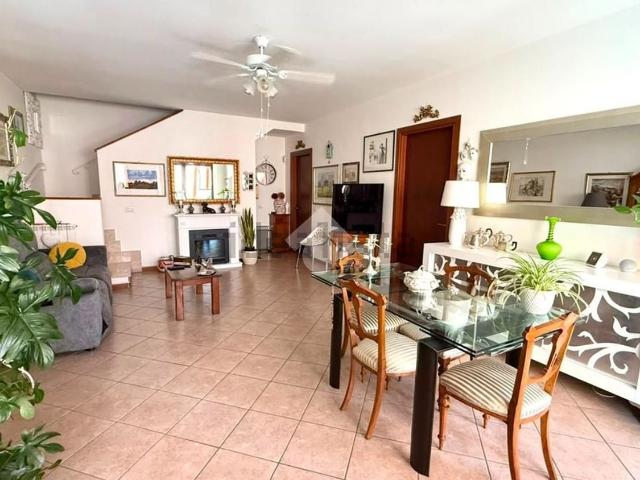Casa in vendita a Capena, Roma Capitale