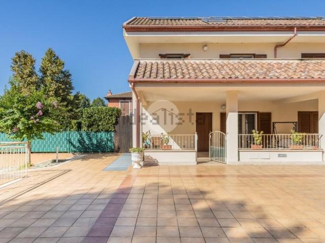 Casa in vendita a Nepi, Lazio