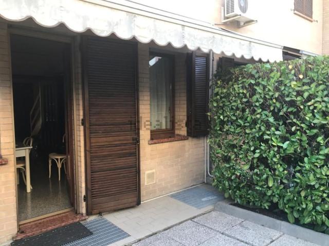 Casa in vendita a Commenda Est, Rovigo
