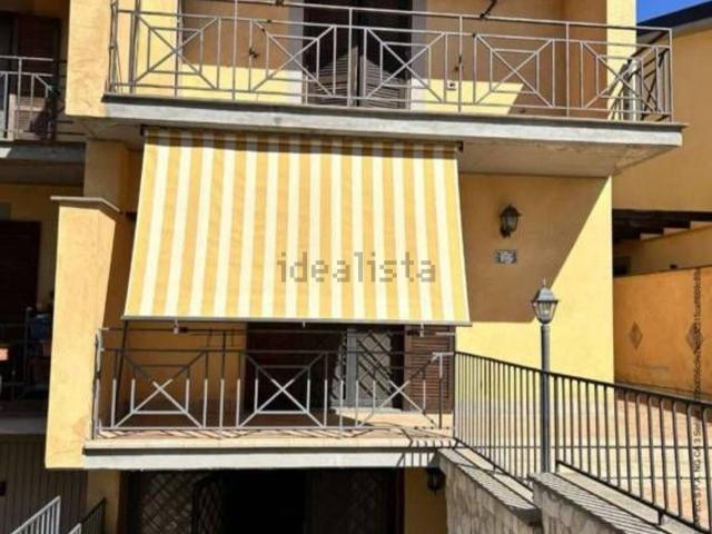 Casa in vendita a Barbarano Romano, Lazio