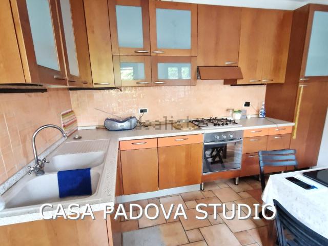 Casa in vendita a Padova, Veneto