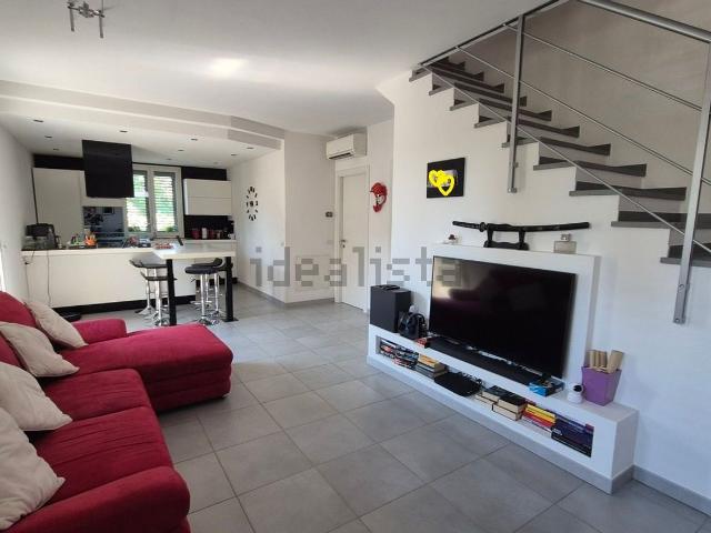 Casa in vendita a Rimini, Reggio Emilia