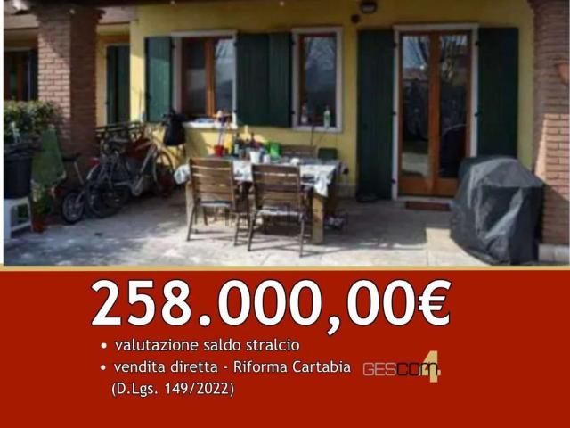 Casa in vendita a Gazzoli, Costermano