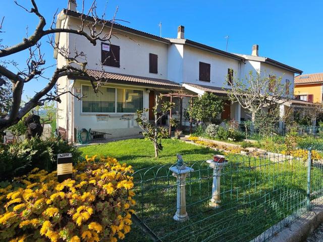 Casa in vendita a Marche, Ancona