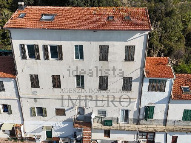 Casa in vendita a Ventimiglia, Liguria