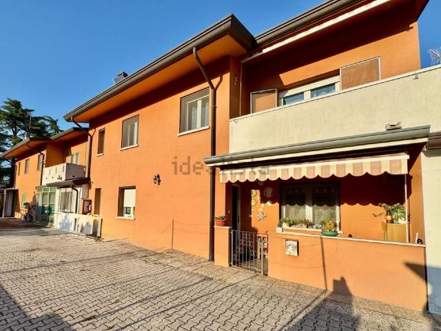 Casa in vendita a Borgnano / Borgnan / Bornjan, Cormons / Cormòns / Krmin