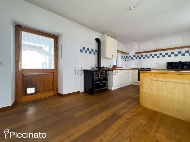Casa in vendita a Visinale / Visinâl, Fanna / Fana