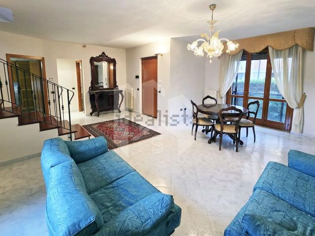 Casa in vendita a Contrada Porticone e Villaggio Valentino, Termoli