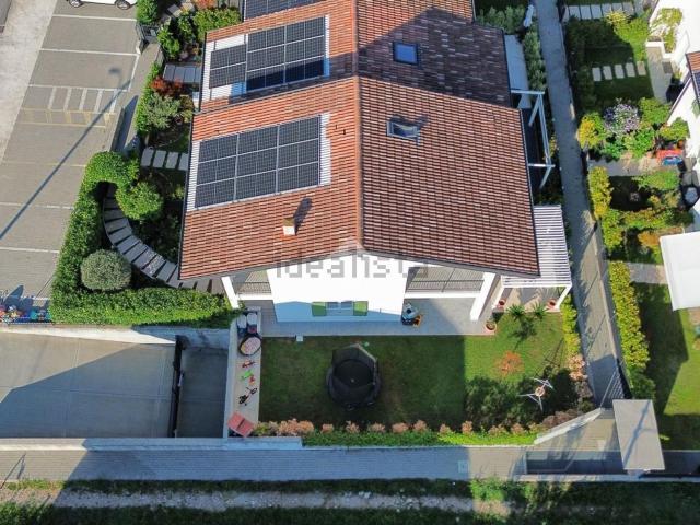 Casa in vendita a Mancalacqua, Sona