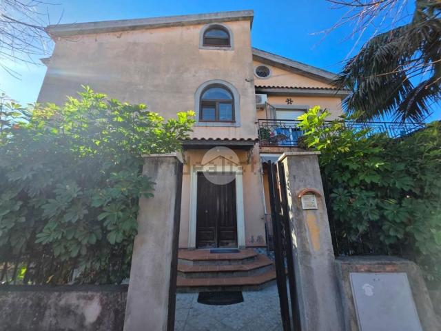 Casa in vendita a Monticello, Calabria