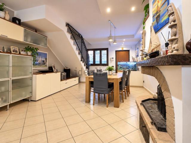 Casa in vendita a Borgo Rivo, Terni
