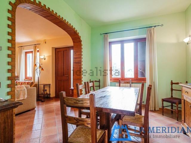 Casa in vendita a Larciano, Toscana