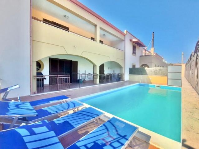 Casa in vendita a Castellabate, Campania
