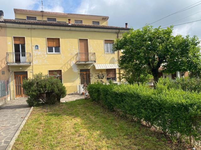 Casa in vendita a Casa il Romito, Ziano Piacentino