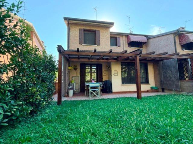 Casa in vendita a Quacchio, Ferrara