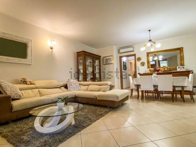 Casa in vendita a Martignana Di Po, Lombardia