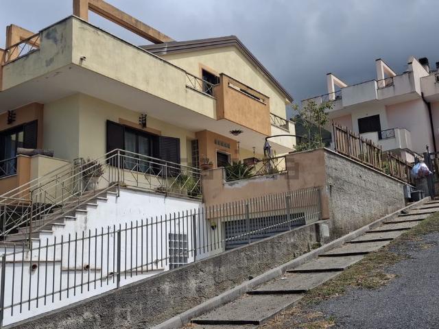 Casa in vendita a Calabria, Cosenza