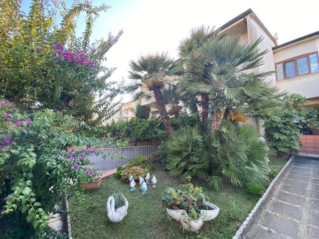 Casa in vendita a Populonia Stazione, Piombino