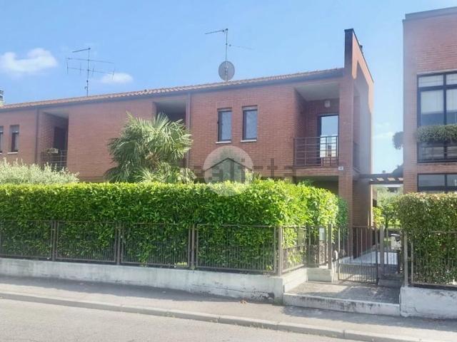 Casa in vendita a Lazise, Veneto