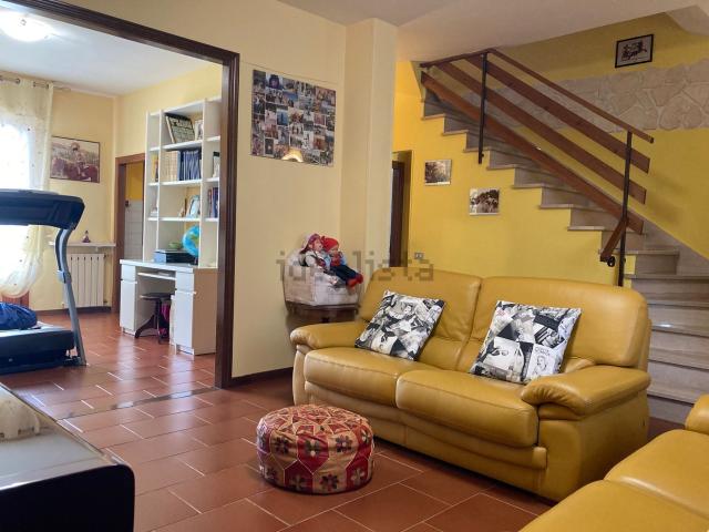 Casa in vendita a Montale, Montale Alto