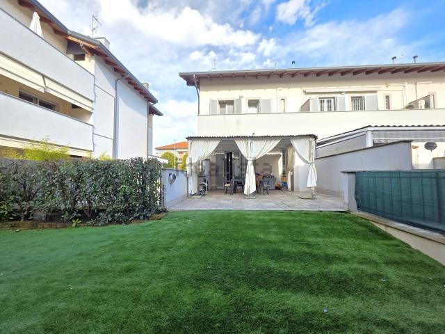 Casa in vendita a Parabiago, Lombardia