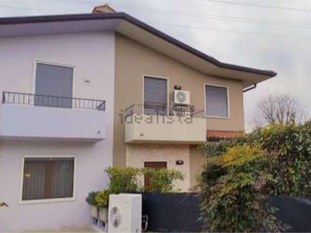 Casa in vendita a Centrale, Zugliano