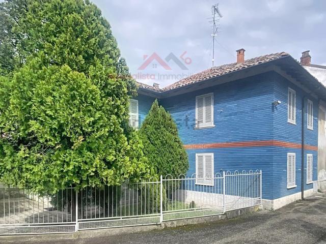 Casa in vendita a Casteggio, Lombardia